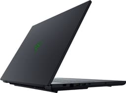 Razer Blade 18 Gaming Laptop - 18" UHD+240Hz LCD - Intel Ultra 9 275HX - 32GB RAM - RTX 5070 Ti - 1TB — thumbnail 2